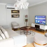 New! Modern 3Bedroom Apartment In Central Cihangir