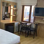 Aras Life Hotel