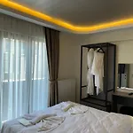 Marpalace Hotel