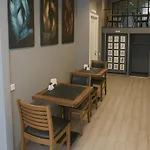 Greenpoint Hotel
