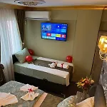 Royal Gur Hotel