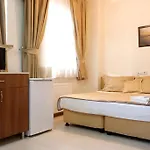 Nicoleport Hotel