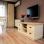 Akin Suites