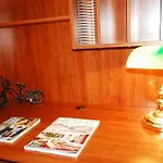 Station Hotel 34