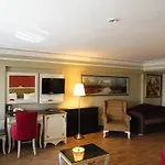 Kadikoy Park Suites
