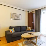 Lodos Apartments