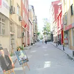Yazar Hotel