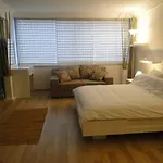 Gc Suites 1
