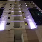 Fly Suites
