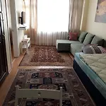 Medusa Apart
