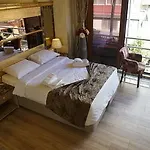 Holiday Business Otel