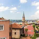 Şerife Şirin Hanim Konagi