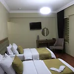 Ramparts Hotel