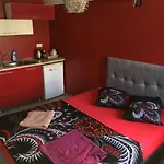 Gueven Suit Otel
