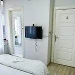 Corner Living Space