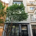G Flats & Serviced Apartments - Adult Only