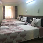 Hivas Hotel