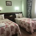 Hivas Hotel