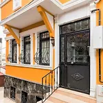 Galataist Apartments