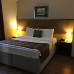 Adela Hotel