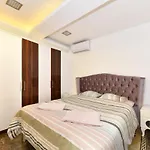 Kale Suite