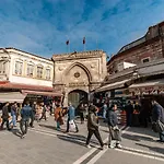 Naz Hotel Old Bazaar