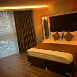Royal Airport Hotel