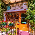 Walnut Shell Hotel Sultanahmet