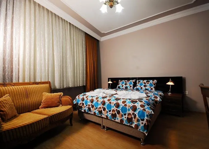 Station Hotel 34
