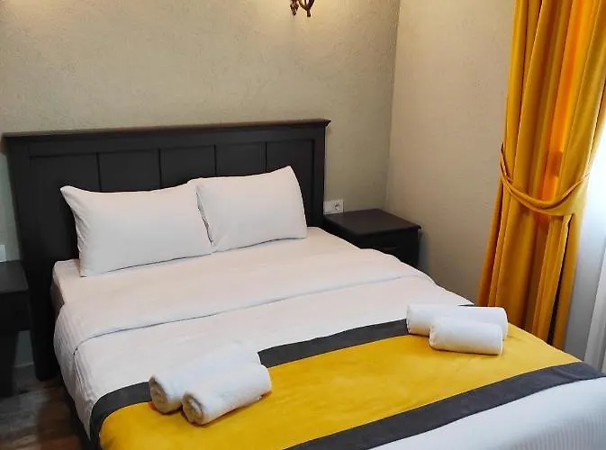 Lebon Hotel-Special Class