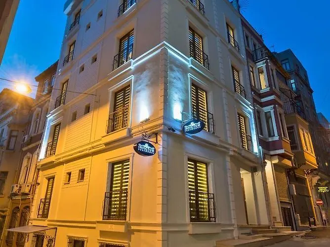 Invictum Residence