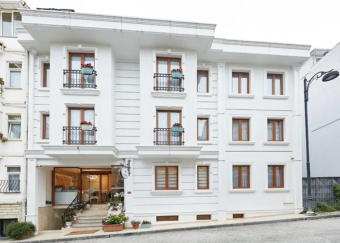 Albinas Hotel Old City