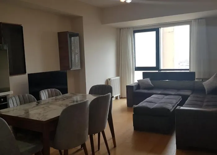 Venezia Mega Outlet Apartment