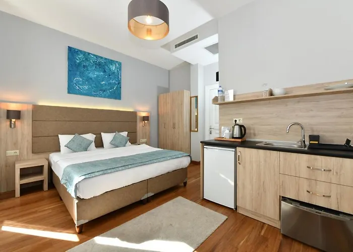Andi Hotel