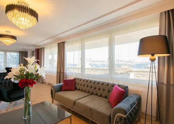 Opulent Suite Bosphorus View