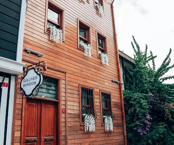 Gulliver Mansion Hotel