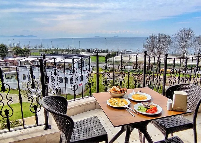Saruhan Hotel