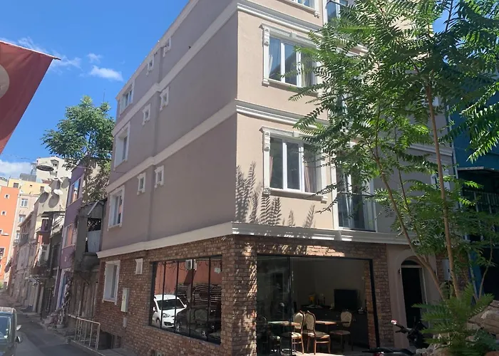 Miran Suites