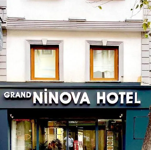 Nova City Hotel