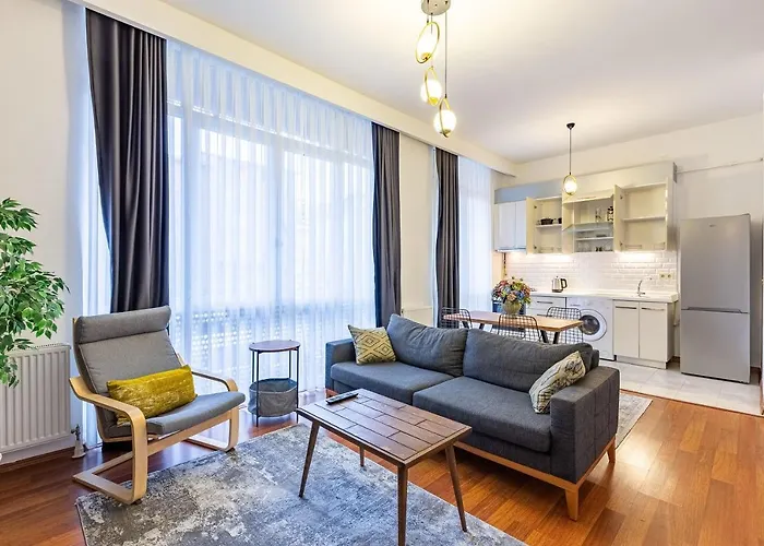 2 Bedroom Apartment In Umraniye