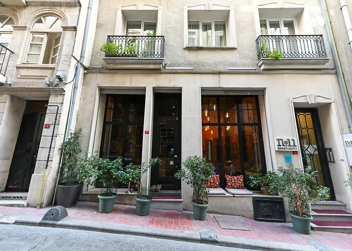 No11 Hotel & Apartments
