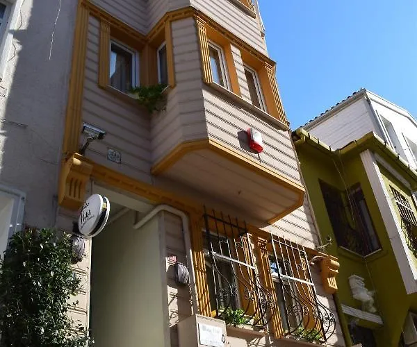Pembe Hotel