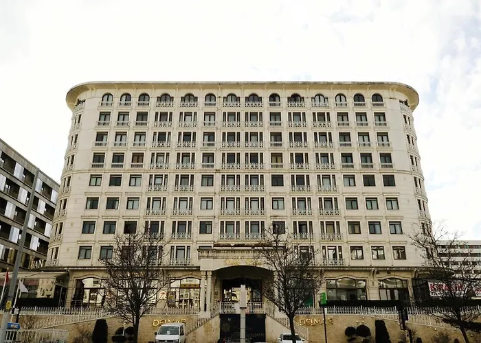 Istanbul Houses Saw Hotel