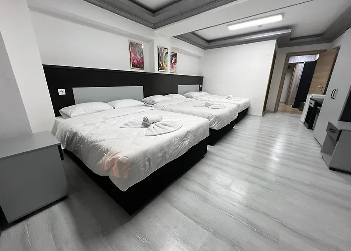 Grand Honey Hotel