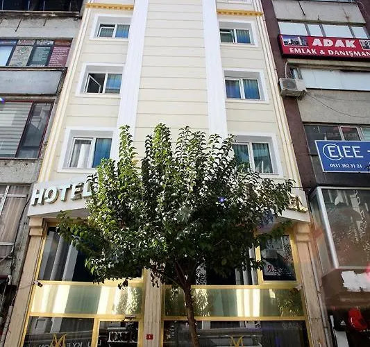 Metrolux Hotel