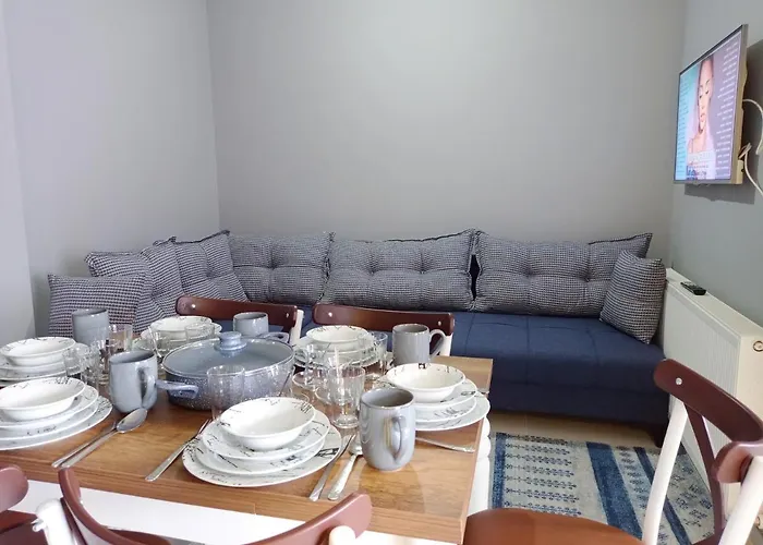 Cute Home In Historical Area 3B
