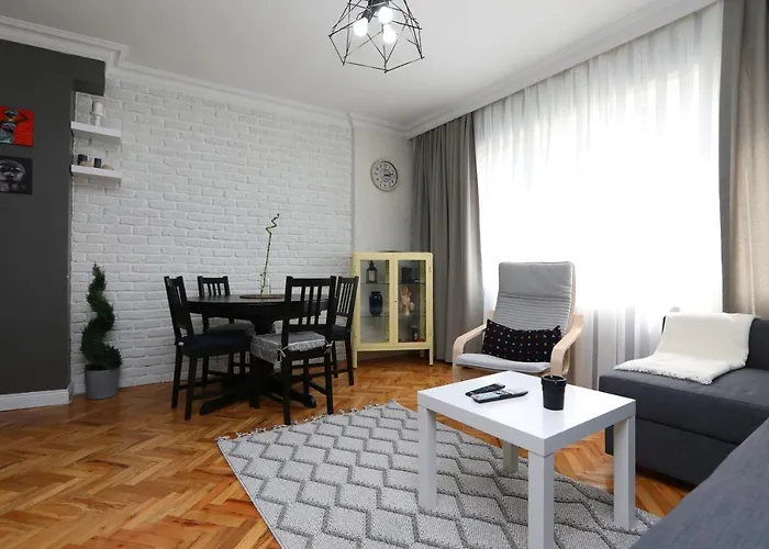 Stylish And Central Flat In Kadikoy