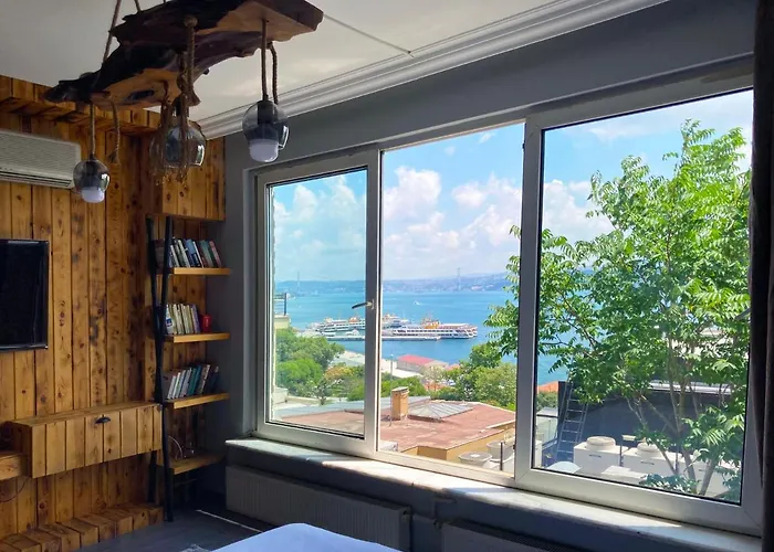 Simey Bosphorus