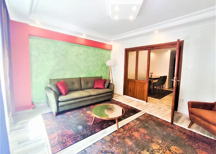 Intimate Suite Pier Side