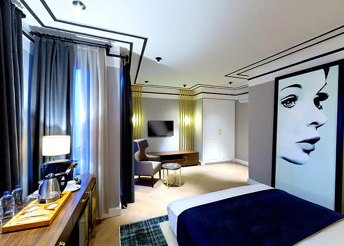 Walton Hotels Galata